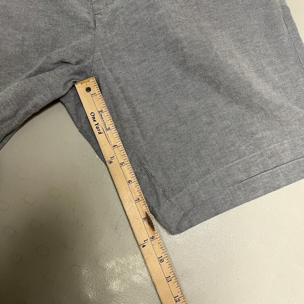 Lululemon Commission Shorts Mens 36 Gray Zip Pocket 9'' Inseam Slim‎ Fit Chino - Picture 9 of 9